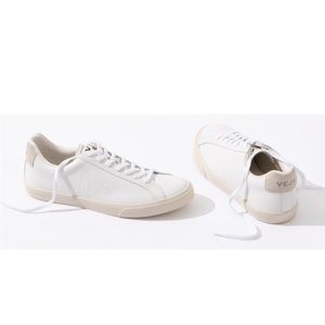 VEJA Esplar Leather Shoes in Extra White